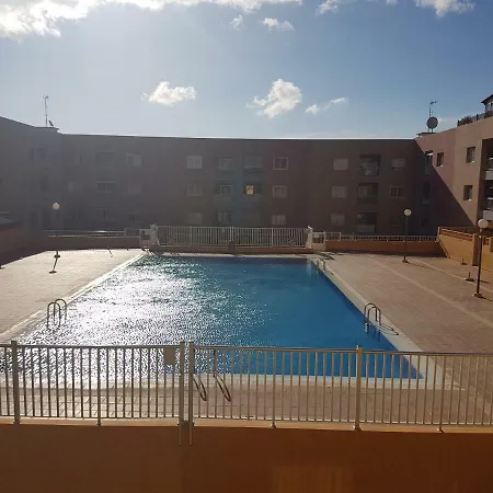 شقة Acogedor Y Centrico Apartamento كانديلاريا